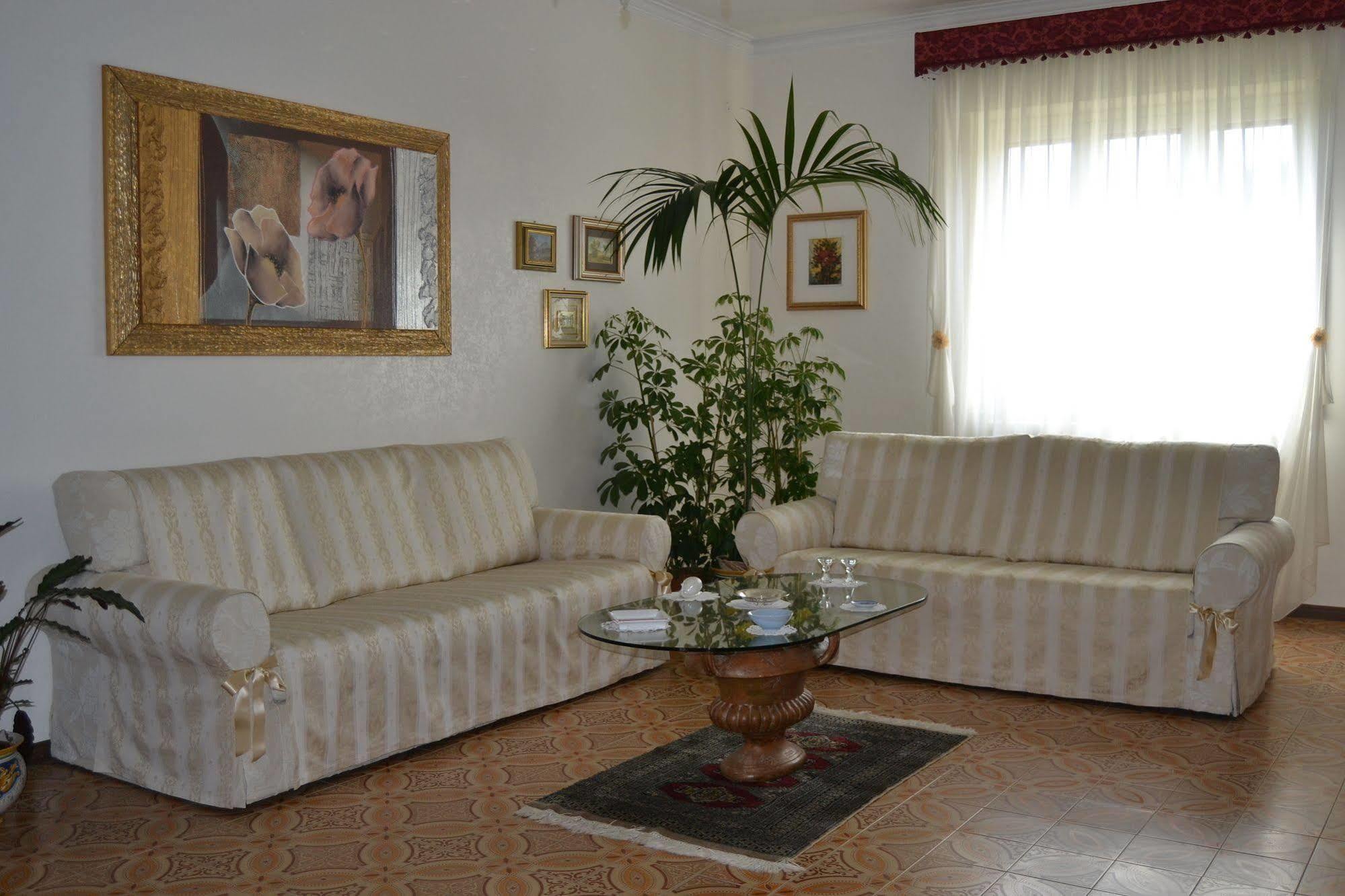 Bed & Breakfast Marena Sant'Agata Li Battiati Екстер'єр фото